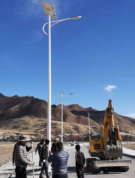 甘南碌曲10米榆中太阳能路灯项目