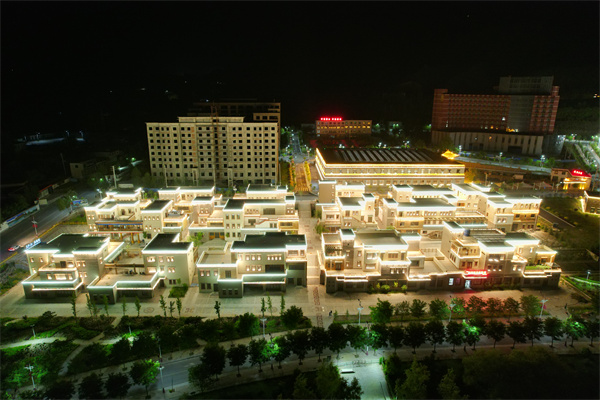 青海尖扎风景区亮化工程